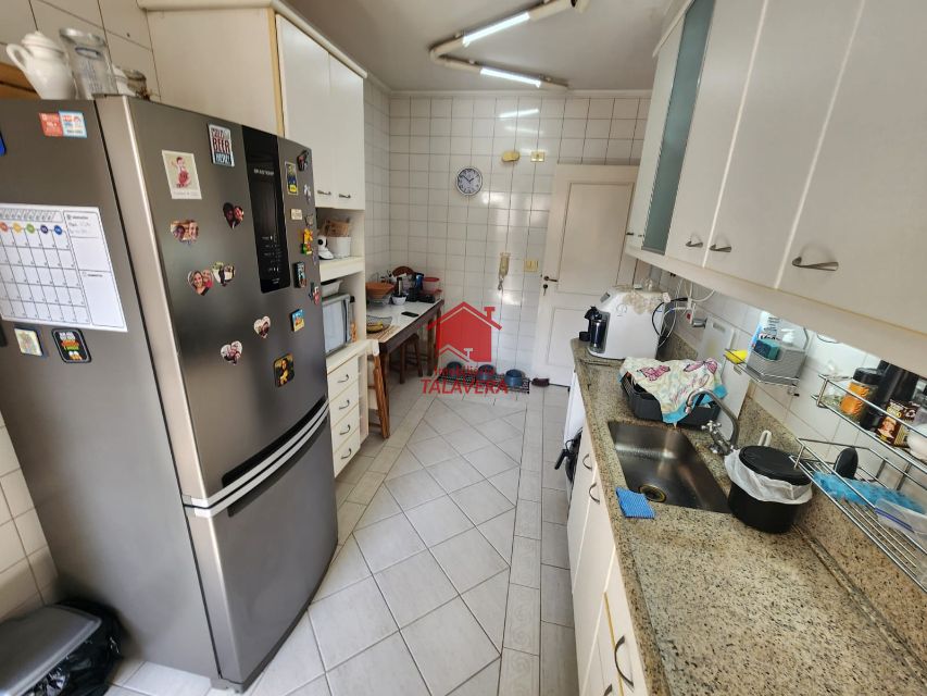 23c03e0a-0bfd-4e45-a6b3-16d93cb4111d-TALAVERA APARTAMENTO Ceramica 19725 Andar alto
Apartamento com 107m
03 dormitórios sendo 01 com suíte - sala 02 ambientes com sacada - cozinha - 02 banheiros - área de serviço - 02 vagas. Prédio com elevador, salão de festas e piscina. 