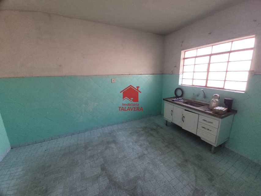 24437bb0-b081-4b4c-8e4f-82a79abaf485-TALAVERA CASA Osvaldo Cruz 19660 Casa térrea  de 80m² com 02 dormitórios, 01 sala, 01 cozinha ,01 banheiro , 01 área de serviço, 01 quintal, 02 vagas de garagem.

Imóvel fica bem localizado .

Vamos visitar?
