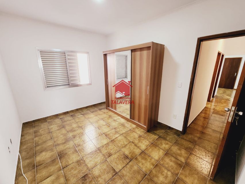 25e1a222-d807-48a2-ba5b-0bf2b4641fce-TALAVERA APARTAMENTO Maua 17921 Apartamento de 70m² com 02 dormitórios sendo 01 suíte , 01 sala para 02 ambientes, 01 banheiro social, 01 área de serviço, 01 vaga de garagem.

Imóvel fica próximo ao Colégio Alcina , Avenida Guido Aliberti 

Vamos visitar?
