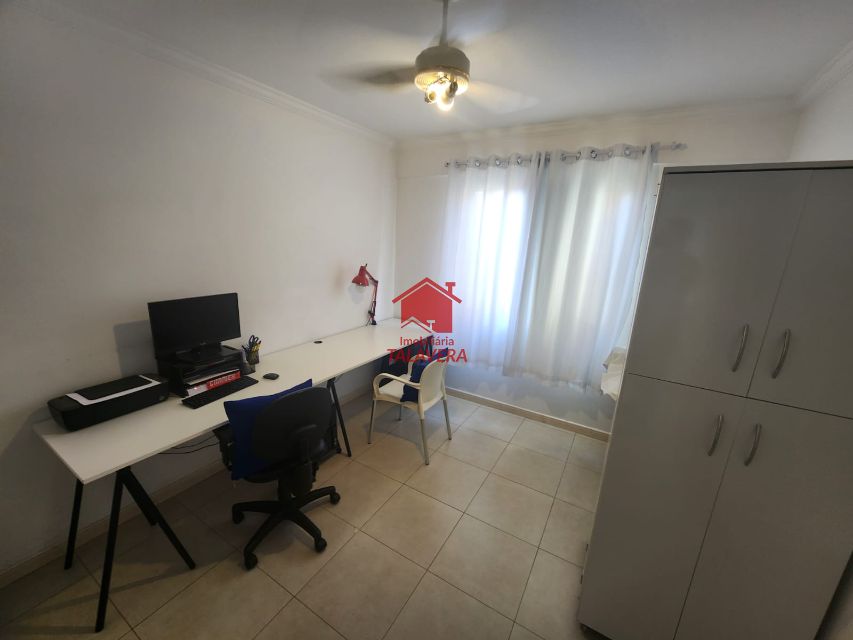27f70f69-b6fd-4986-a11a-1c74bf6a6765-TALAVERA APARTAMENTO Osvaldo Cruz 18975 Dimensões, características e localização do imóvel:

Apartamento com planejados de 76,12m² com 02 dormitórios - 01 sala para 02 ambientes - 02 banheiros - 01 área de serviço – 01 vaga determinada.

Apartamento arejado - planejados - piso de porcelanato em todo apto - somente escada

Imóvel fica próximo do comércio da rua Visconde de Inhaúma, Parque Chico Mendes, Park Shopping São Caetano e Hospital São Luiz.

Vamos visitar?
