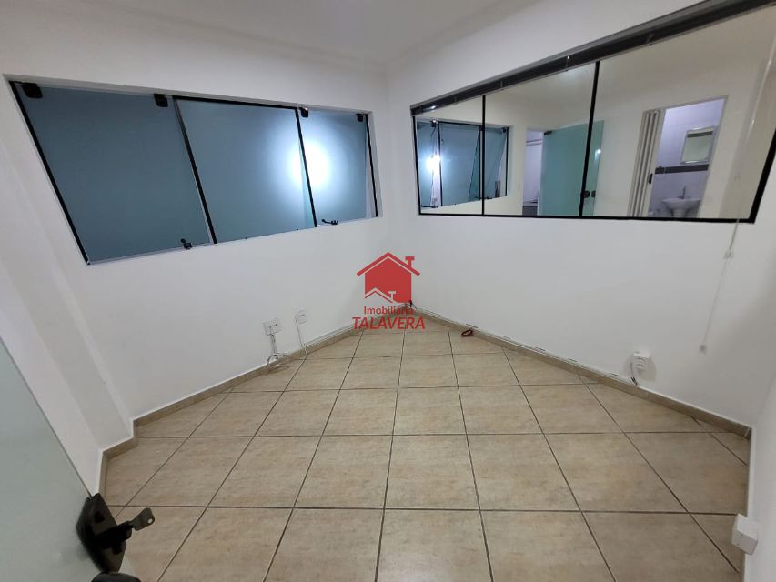 2b479ff2-db45-49df-811c-338643b08137-TALAVERA SALA COMERCIAL Olimpico 19476 50m² - 02 salas (sendo uma ampla e outra privada) - banheiro - copa.