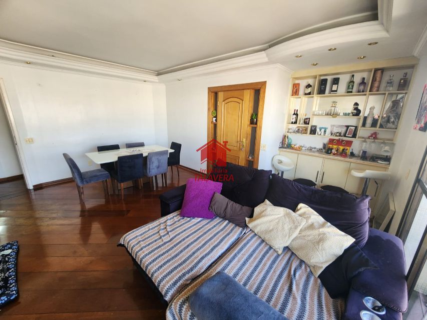 2d676ee0-9944-416e-b649-bd64c70e5188-TALAVERA APARTAMENTO Ceramica 19712 Andar alto
Apartamento com 107m
03 dormitórios sendo 01 com suíte - sala 02 ambientes com sacada - cozinha - 02 banheiros - área de serviço - 02 vagas. Prédio com elevador, salão de festas e piscina. 