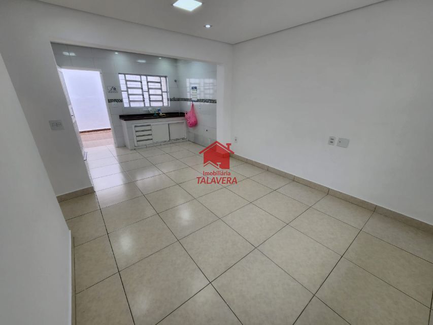 2f067bba-c375-4405-aa2c-4e9e13c984fb-TALAVERA CASA Osvaldo Cruz 19995 Apartamento de 260m² com 02 dormitórios, 01 sala, 01 cozinha ,02 banheiros, 01 copa ,01 área de serviço  01 quintal , 05 vagas  de garagem.

Imóvel fica próximo á Visconde de Inhauma .

Vamos visitar?
