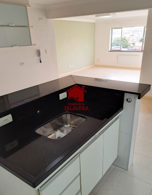 31252471-85fc-4fac-860f-4799b2335e71-TALAVERA APARTAMENTO Osvaldo Cruz 19876 Dimensões, características e localização do imóvel:

Apartamento com planejados de 76,12m² com 02 dormitórios - 01 sala para 02 ambientes - 02 banheiros - 01 área de serviço – 01 vaga determinada.

Apartamento arejado - planejados - piso de porcelanato em todo apto - somente escada

Imóvel fica próximo do comércio da rua Visconde de Inhaúma, Parque Chico Mendes, Park Shopping São Caetano e Hospital São Luiz.

Vamos visitar?
