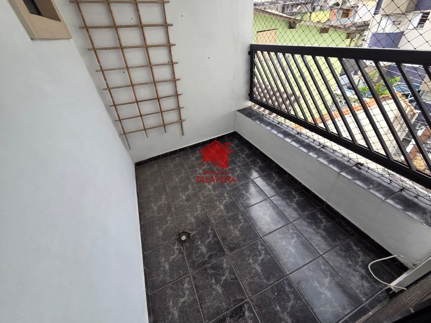 3568d0ea-ccb9-4a53-9d9f-b7e73b29d6f4-TALAVERA COBERTURA Osvaldo Cruz 20993 Cobertura para venda B. Oswaldo Cruz - São Caetano do Sul - SP.

180m com 03 dormitórios (01 suíte) - sala 02 ambientes - 01 cozinha planejada - 01 banheiro social - 01 área de serviço - espaço gourmet amplo - 02 vagas. Prédio com elevador. Sem lazer.

720.000,00 venda
600,00 condomínio
120,11 IPTU