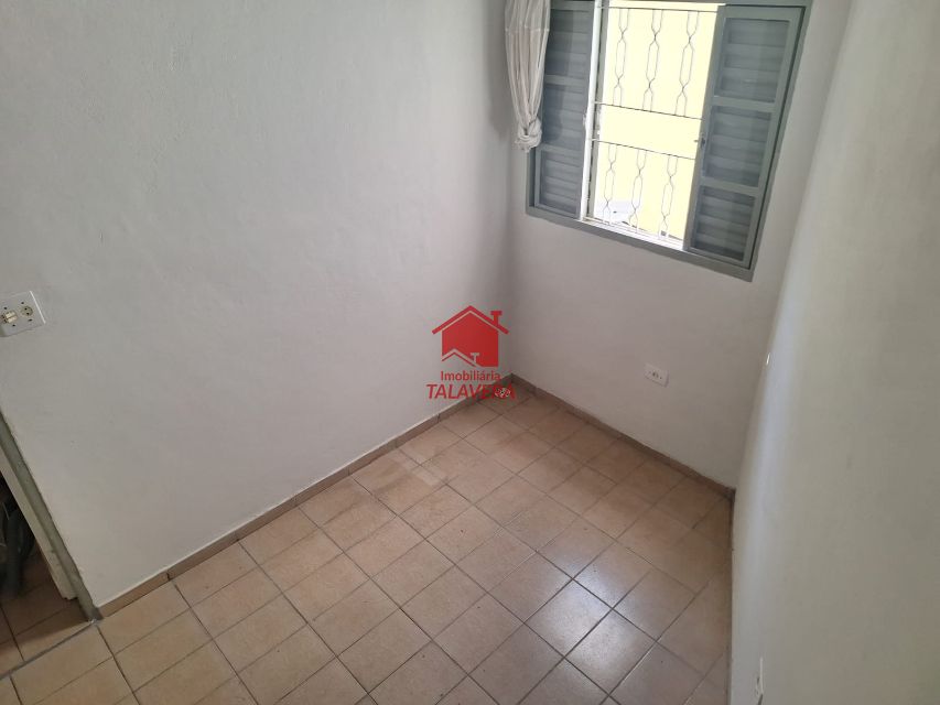 37740997-82f4-4d62-9a13-59ab70a615ef-TALAVERA CASA Olimpico 19250 Casa de 70m² com 01 dormitório, outro dormitório pequeno  (01 pode ser escritório), 01 sala, 01 cozinha ,01 banheiro, 01 área de serviço. Sem vaga de garagem.

Vamos visitar?

