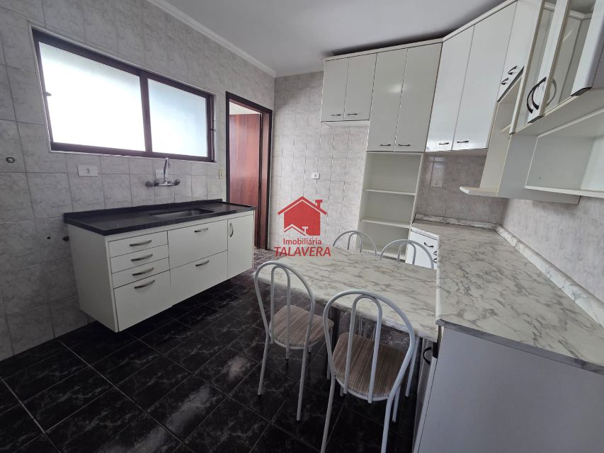 380a24c9-81f6-4a09-8ee3-271009132f51-TALAVERA COBERTURA Osvaldo Cruz 20995 Cobertura para venda B. Oswaldo Cruz - São Caetano do Sul - SP.

180m com 03 dormitórios (01 suíte) - sala 02 ambientes - 01 cozinha planejada - 01 banheiro social - 01 área de serviço - espaço gourmet amplo - 02 vagas. Prédio com elevador. Sem lazer.

720.000,00 venda
600,00 condomínio
120,11 IPTU