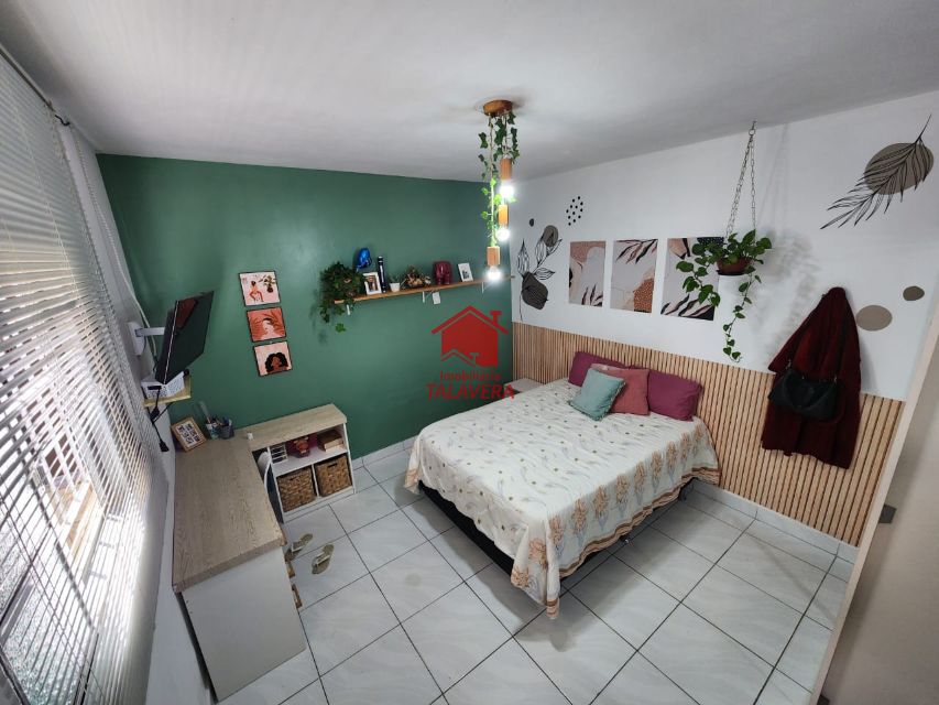 38a67ff1-449a-4e90-9753-051990ad6586-TALAVERA CASA Nova Gerty 20054 Casa da frente 03 dormitórios - sala - cozinha - 01 banheiro - área de serviço - quintal - 02 vagas.

Casa dos fundos 02 dormitórios - sala - cozinha - 02 banheiros - área de serviço.

08,00 x 35,00 
276m

Vamos visitar?