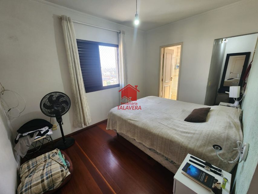 393424f3-21bf-4fb7-9572-65a635dde359-TALAVERA APARTAMENTO Ceramica 19720 Andar alto
Apartamento com 107m
03 dormitórios sendo 01 com suíte - sala 02 ambientes com sacada - cozinha - 02 banheiros - área de serviço - 02 vagas. Prédio com elevador, salão de festas e piscina. 