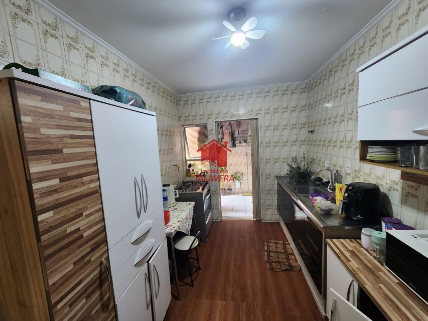 3948c0f0-159d-413d-b04b-5bddf02932bd-TALAVERA APARTAMENTO Sao Jose 19134 03 dormitórios (01 suíte) - sala 02 ambientes - banheiro social - cozinha - área de serviço com quintal lateral. 