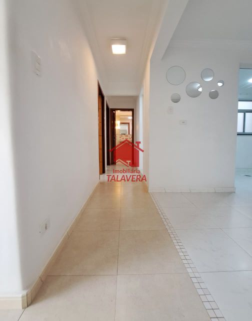 3a2a526a-bf6b-4110-88f2-674ba79916e6-TALAVERA APARTAMENTO Osvaldo Cruz 19881 Dimensões, características e localização do imóvel:

Apartamento com planejados de 76,12m² com 02 dormitórios - 01 sala para 02 ambientes - 02 banheiros - 01 área de serviço – 01 vaga determinada.

Apartamento arejado - planejados - piso de porcelanato em todo apto - somente escada

Imóvel fica próximo do comércio da rua Visconde de Inhaúma, Parque Chico Mendes, Park Shopping São Caetano e Hospital São Luiz.

Vamos visitar?
