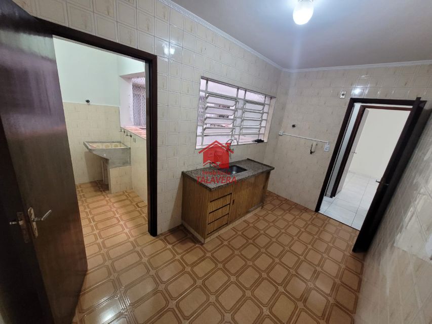 3a3ac2f0-d0fe-488f-b972-540e91a4c237-TALAVERA APARTAMENTO Osvaldo Cruz 19708 Apartamento de 60m² com 02 dormitórios, 01 sala, 01 cozinha ,01 banheiro , 01 área de serviço, 01  vaga de garagem .

Imóvel fica bem localizado.

Vamos visitar?
