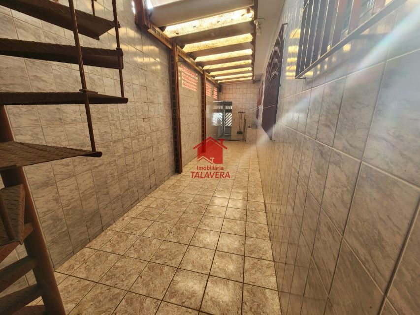 3e491955-c187-46c7-9371-171d6b7eba87-TALAVERA CASA Osvaldo Cruz 19835 Casa térrea com 02 dormitórios (01 suíte) e opção de fazer um terceiro dormitório - sala - cozinha - banheiro social - churrasqueira - área de serviço - 03 vagas.

7,5 x 25,00 m