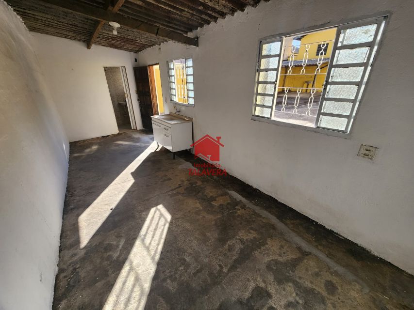 3f3382b6-2a27-48cc-897c-2333910e2ec9-TALAVERA CASA Nova Gerty 17551 Casa com 01 dormitorio, 01 sala , 01 banheiro , 01 área de serviço, Quintal amplo.

Imóvel fica próximo ao Mercado Joanin, Praça Nelson Pedro Silva

Vamos visitar?
