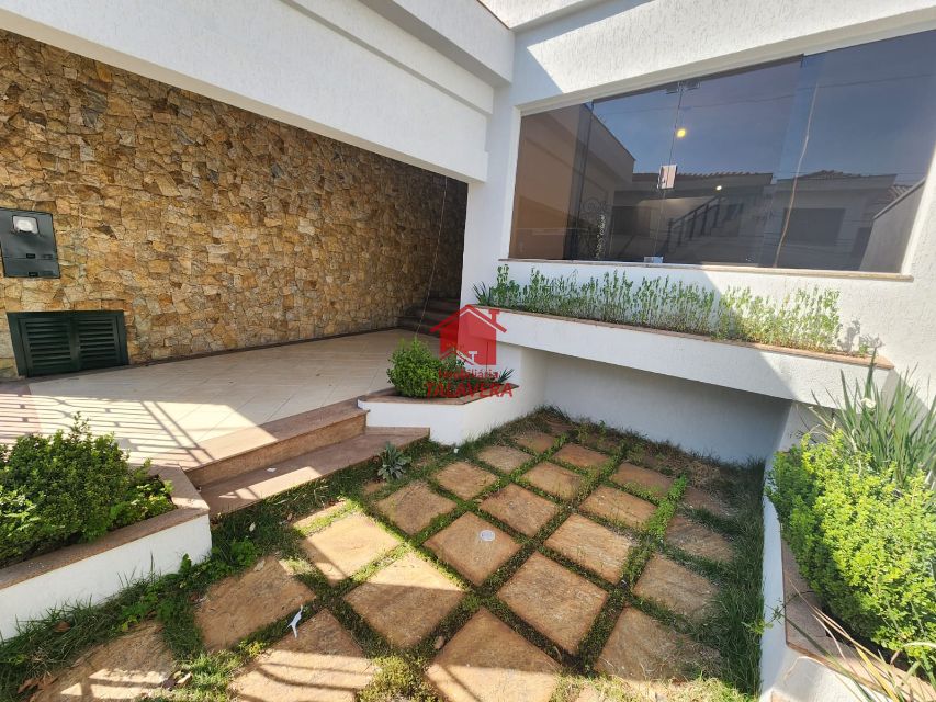 40fc6fb2-ef56-43c6-8cae-3850ab26b31d-TALAVERA SOBRADO Ceramica 19332 03 dormitórios (01 suíte) - sala 02 ambientes - cozinha planejada - 02 banheiros - lavabo - churrasqueira - despensa - área de serviço com dormitório e banheiro, 02 vagas.