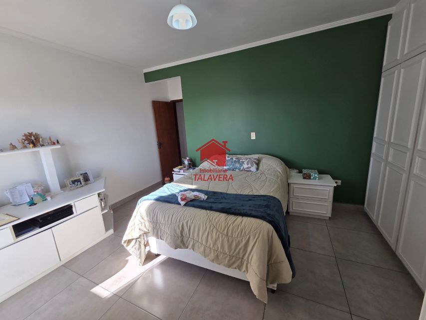 431f579e-b31a-465f-ae19-cd51afd926b7-TALAVERA APARTAMENTO VILA VALPARAISO 21191 Apartamento de 100m² com 03 dormitórios sendo 01 suíte com sacada  , 01 sala para 02 ambientes, 01 cozinha planejada ,01 banheiro social ,01area de serviço ,02 vagas de garagem.

Diferenciais 

Rack, mesa com 06 cadeiras , armários, fogão, geladeira , micro-ondas, lavadora e mesa com 2 cadeiras 


Imóvel fica bem localizado 



Vamos visitar?
