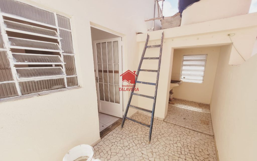 437f47fa-e94a-4132-aa2e-8e1d11c5621e-TALAVERA CASA Vila Palmares 16569 Térrea  de 45m² com 01 dormitório, 01 sala, 01 cozinha ,01 banheiro social, 01 área de serviço, 01 vaga de garagem.



imovel fica bem localizado 


Vamos visitar?



