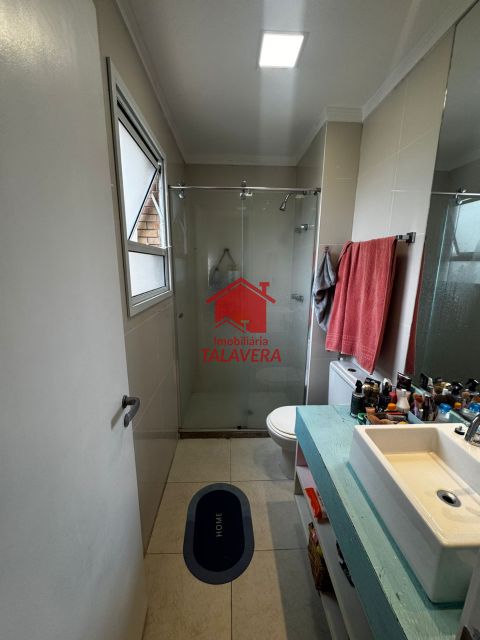 44f47d04-f59f-4bf9-bb95-af425e22bef9-TALAVERA APARTAMENTO Santa Maria 18645 Dimensões, características e localização do imóvel:

112m²
planejado - lazer completo
03 dormitórios (01 suíte) - sala ampla - varanda gourmet - 01 cozinha - 01 banheiro social - 01 área de serviço – 02 vagas - depósito.

Vamos visitar?