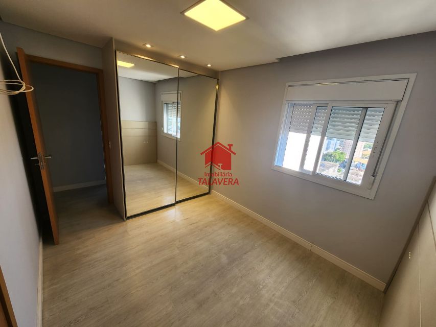 4a17ff8a-a0d1-4a5f-96cc-66cddecea126-TALAVERA APARTAMENTO Vila Eldizia 20407 Apartamento de 73m² com 02 dormitórios sendo 01 suite , 01 sala, 01 cozinha ,01 banheiro social, 01 área de serviço, 02 vaga de garagem. Prédio com lazer completo 

Imóvel fica bem localizado .

Vamos visitar?
