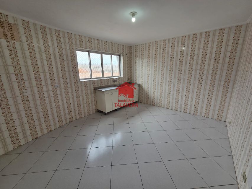 548f92a8-6c3b-4e1e-a55d-3603bb835c2f-TALAVERA CASA Osvaldo Cruz 20963 02 dormitórios - 01 sala - 01 cozinha - 01 banheiro social - 01 área de serviço. Sem vaga.