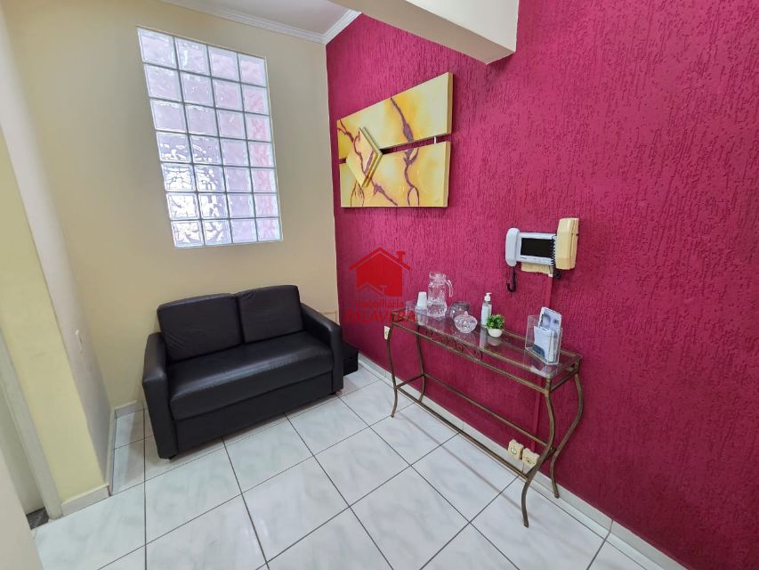 55574721-5c02-4e9f-bdf1-9c62b8a4ee70-TALAVERA COMERCIAL Santa Paula 20251 Sala Comercial com 15 m ² 

01 banheiro compartilhado 
01 recepção 


Ramo Estética ou Saúde  



Imovel fica bem localizado 


Vamos Visitar ?
