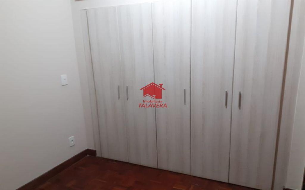 TALAVERA APARTAMENTO Santo Antonio 6019 APARTAMENTO 230m², 04 dormitórios com 02 suítes, 05 w.cs, 01 sala ampla, varanda com vidro e cortina, 01 cozinha com ilha, 01 área de serviço, 01 dormitório de empregada e 02 vagas grandes para carro.