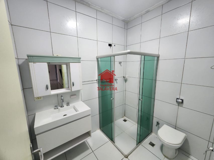5ac31ea7-961e-4e79-aeec-a7ff13e6da14-TALAVERA SOBRADO Osvaldo Cruz 19217 02 dormitórios - 01 sala com 02 ambientes - cozinha - banheiro social - lavabo - área de serviço - laje com 25m² - 01 vaga.