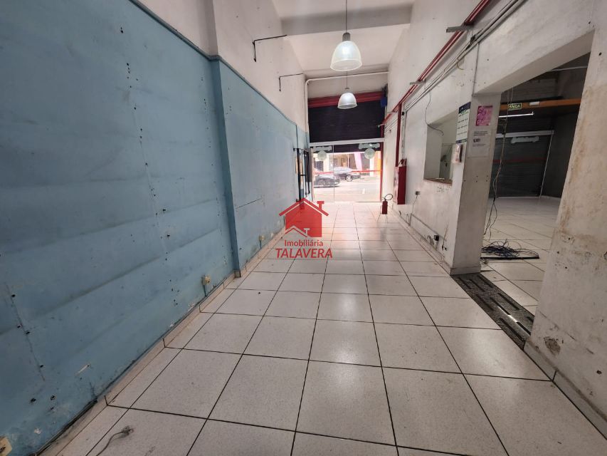 5c4988b7-8623-44d9-ba97-c9a4cef0a2a1-TALAVERA COMERCIAL Osvaldo Cruz 20124 Salão Comercial 

Salões Principais 80 m²

Piso Superior 
02 banheiros 
03  salas 


Piso Inferior 
130m² 

02 banheiros 
03 salas 
01 corredor aberto 

Imovel fica muito bem localizado 

Vamos Visitar 