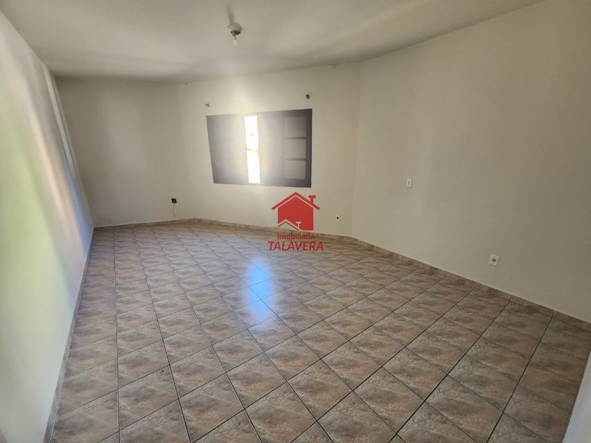 61aff088-2c27-4941-863e-efdb325eb119-TALAVERA SOBRADO Osvaldo Cruz 19671 Sobrado de 85m² com 03 dormitórios, 01 sala para, 01 cozinha ,01 banheiro social, 01 área de serviço,01 vaga de garagem 

Imóvel fica bem localizado 

Vamos visitar?
