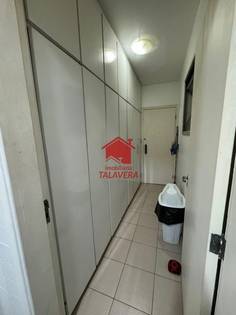 66be5426-875d-4838-a0c1-42e352861b01-TALAVERA APARTAMENTO Santa Paula 17837 Edifício Maranhão
180m²
armários planejados na cozinha e dormitórios
04 dormitórios (01 suíte)
02 banheiros
lavabo
02 vagas
Prédio com piscina e salão de festas

860 mil 
2.150,00 condomínio/média mês
3.000,00 IPTU/ano

Vamos agendar uma visita?
