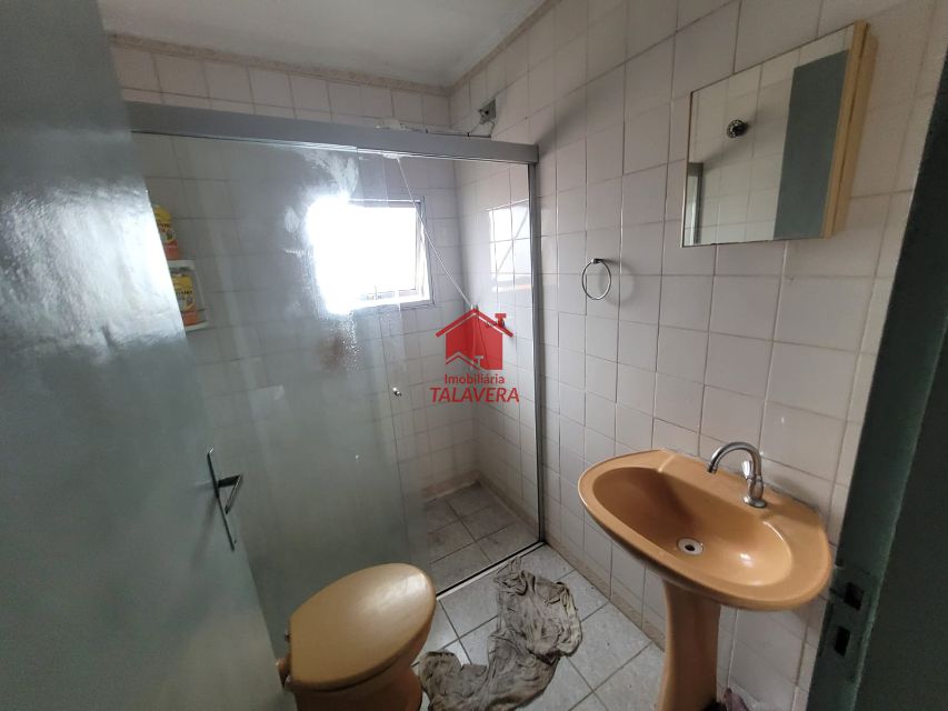 6a35e67e-b08b-45f4-86eb-a5cc060fed9c-TALAVERA CASA ASSOBRADADA Boa Vista 19114 Casa residencial ou comercial de 250m² com 04 dormitórios, 01 sala para 02 ambientes, 03 banheiro social, 01 área de serviço, sem vaga de garagem 

Imóvel fica bem localizado.

Vamos visitar?
