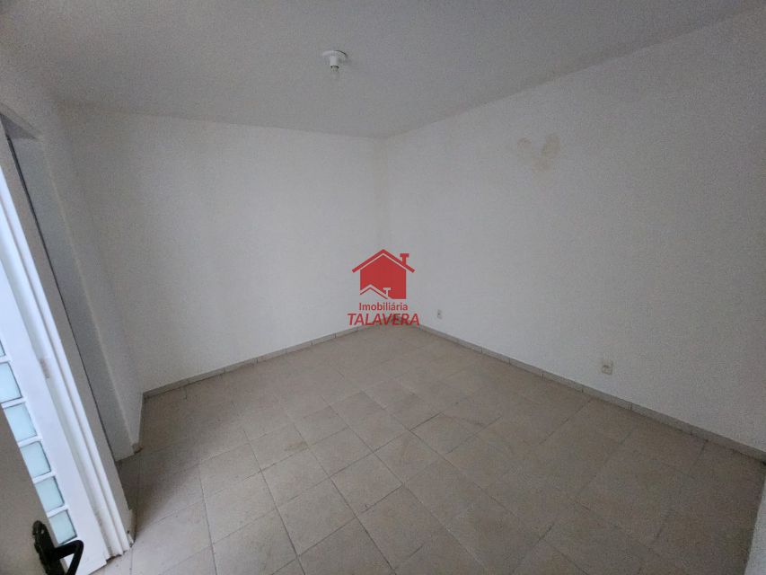 6cde74d8-604c-48ff-a9f3-a440cf7dfe0c-TALAVERA CASA Nova Gerty 19643 Apartamento   de 25m² com 01 dormitório, 01 sala, 01 cozinha ,01 banheiro, 01 área de serviço. Sem vaga de garagem 

Imóvel fica muito bem localizado .

Vamos visitar?
