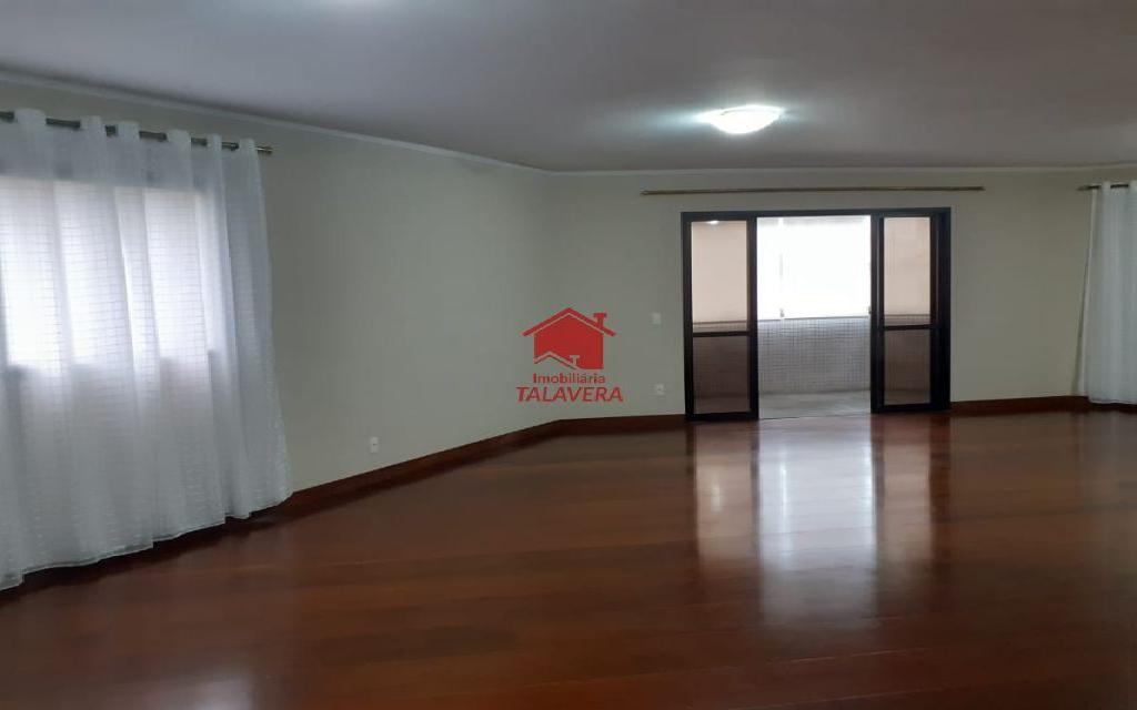 TALAVERA APARTAMENTO Santo Antonio 6016 APARTAMENTO 230m², 04 dormitórios com 02 suítes, 05 w.cs, 01 sala ampla, varanda com vidro e cortina, 01 cozinha com ilha, 01 área de serviço, 01 dormitório de empregada e 02 vagas grandes para carro.