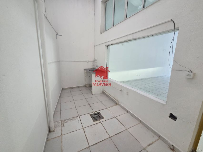 714e2640-6b44-4ba9-9e2b-537bbf356461-TALAVERA GALPAO Boa Vista 21121 Salão  Comercial!!

200 m², 01 Escritório pequeno, 01 Copa e 02 Banheiros. 



O imóvel encontra-se com fácil acesso a Todo Comércio da R. Boa Vista, poucos metros tem acesso a  Rua Visconde de Inhaúma e a Av. Presidente Kennedy. 

A região é ótima para você que busca praticidade, segurança e entretenimento, agende já uma visita!


Vamos visitar?
