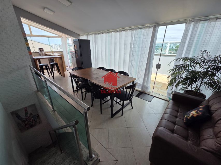 738178a1-f06d-466b-916a-54095fa9e82b-TALAVERA COBERTURA Nova Gerty 20616 Principais características:
177m toda planejada e ar condicionado nos cômodos com 04 dormitórios (02 suítes), sala 02 ambientes com sacada, cozinha, área de serviço, banheiro social, área gourmet com lavabo, quintal com 30m e 03 vagas. Prédio com elevador, salão de festas e academia.


Vamos Visitar??



