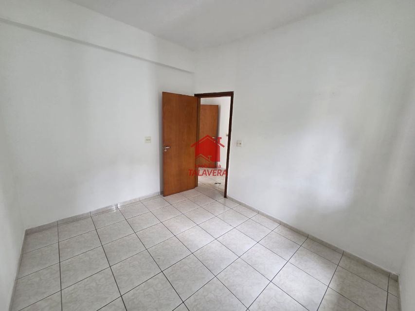 73e98f1f-5e5a-4d8b-92f2-80c80ed087d9-TALAVERA CASA ASSOBRADADA Santa Paula 20831 Casa Assobradada  de 90m² com 01 dormitório , 01 sala,01 cozinha ,02 banheiros ,01area de serviço.

Sem Vaga de garagem 

Imóvel fica bemlocalizado

Vamos visitar?

