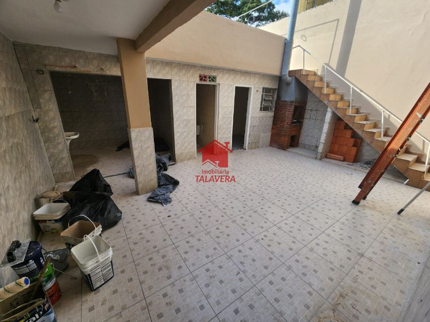 75f9209d-c4c2-4a51-a0c8-3788d44e2e5b-TALAVERA CASA Osvaldo Cruz 19438 Sobrado  de 120m² com 03 dormitórios sendo 01 suíte, 01 sala, 01 cozinha ,01 banheiro social, 01 área de serviço, 01 quintal com churrasqueira, 03 vagas de garagem .

Imóvel fica bem localizado .

Vamos visitar?
