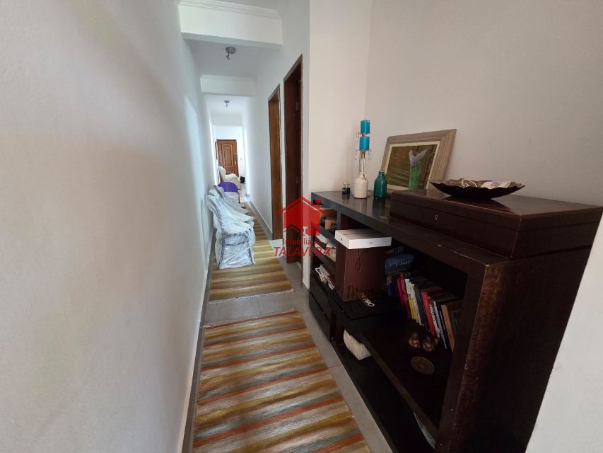 776e47e3-dc1c-4f02-aa7d-9f4e57bbb81b-TALAVERA APARTAMENTO VILA VALPARAISO 21185 Apartamento de 100m² com 03 dormitórios sendo 01 suíte com sacada  , 01 sala para 02 ambientes, 01 cozinha planejada ,01 banheiro social ,01area de serviço ,02 vagas de garagem.

Diferenciais 

Rack, mesa com 06 cadeiras , armários, fogão, geladeira , micro-ondas, lavadora e mesa com 2 cadeiras 


Imóvel fica bem localizado 



Vamos visitar?
