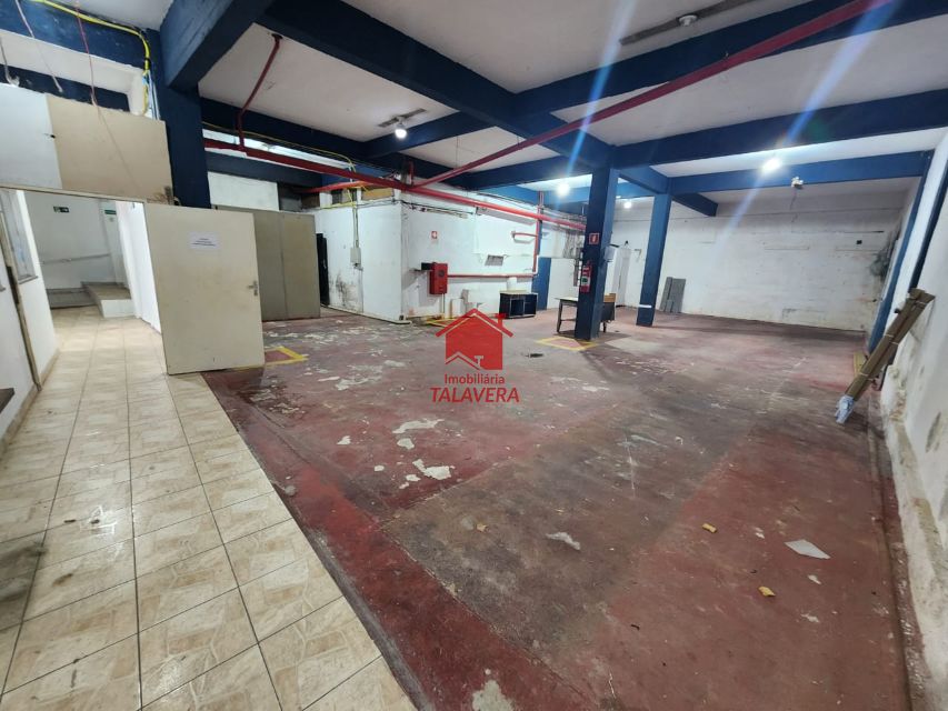 79c6e6a4-50ea-4dd2-a12d-91d68f132b98-TALAVERA COMERCIAL Osvaldo Cruz 20116 Salão Comercial 

Salões Principais 80 m²

Piso Superior 
02 banheiros 
03  salas 


Piso Inferior 
130m² 

02 banheiros 
03 salas 
01 corredor aberto 

Imovel fica muito bem localizado 

Vamos Visitar 