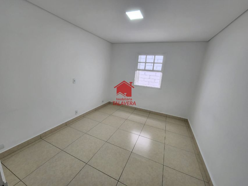 7a569d88-1e4e-4fcd-b2e5-513717d1cf38-TALAVERA CASA Osvaldo Cruz 19999 Apartamento de 260m² com 02 dormitórios, 01 sala, 01 cozinha ,02 banheiros, 01 copa ,01 área de serviço  01 quintal , 05 vagas  de garagem.

Imóvel fica próximo á Visconde de Inhauma .

Vamos visitar?
