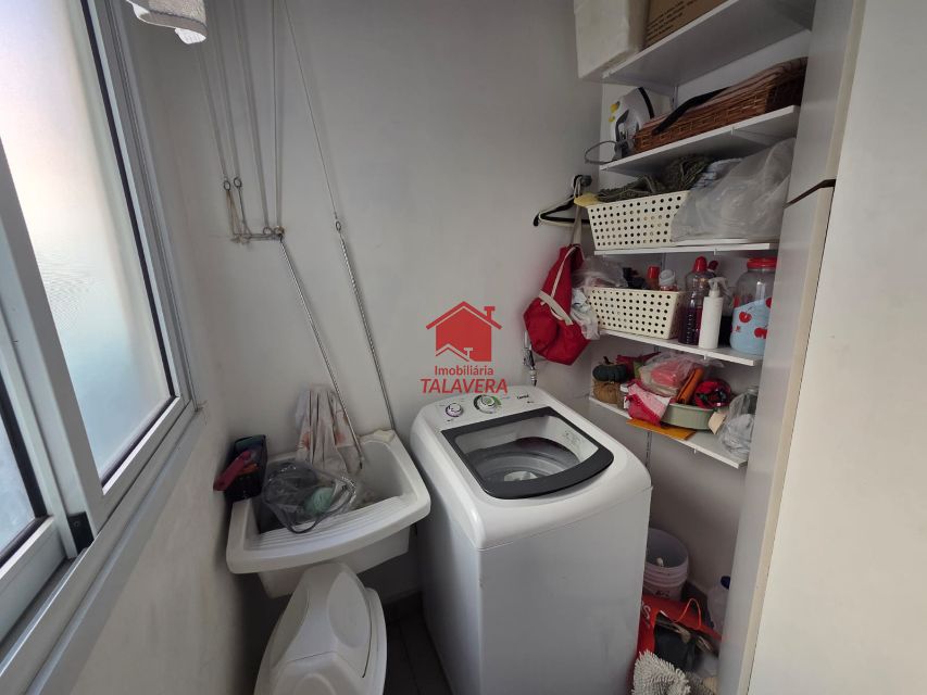 82ad5898-8245-4bf7-abd3-6aef65d63fa4-TALAVERA APARTAMENTO VILA VALPARAISO 21194 Apartamento de 100m² com 03 dormitórios sendo 01 suíte com sacada  , 01 sala para 02 ambientes, 01 cozinha planejada ,01 banheiro social ,01area de serviço ,02 vagas de garagem.

Diferenciais 

Rack, mesa com 06 cadeiras , armários, fogão, geladeira , micro-ondas, lavadora e mesa com 2 cadeiras 


Imóvel fica bem localizado 



Vamos visitar?
