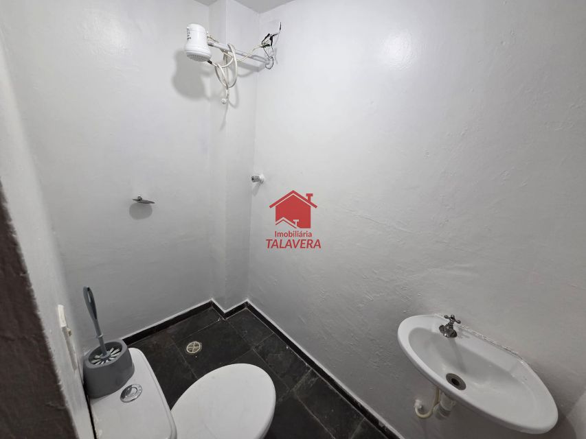 832331e6-bd51-4379-8c52-af001976c75d-TALAVERA APARTAMENTO Centro 20657 Kitnet no Centro de São Caetano do Sul

Menos de 5 minutos a pé do Terminal Rodoviário de São Caetano do Sul.

OBS: CONDOMINIO 90,00
                     IPTU :32,00
                 TX LIXO:17,04
                

ÁGUA ESTÁ INCLUSO NO CONDOMÍNIO.