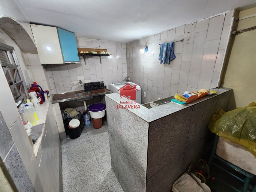 8a28065e-18ab-4c07-95af-63b96d2aaf1c-TALAVERA CASA Osvaldo Cruz 18253 Dimensões, características e localização do imóvel:

Área Construída: 240m²
Área do Terreno: 160m²
Frente: 8,00m²

Casa com 02 dormitórios (01 suíte com banheira) - sala - cozinha - banheiro social - área de serviço - quintal amplo no centro do imóvel - varanda - 02 vagas.

O imóvel conta com um comércio.

Imóvel fica próximo da rua Visconde de Inhaúma, Parque Chico Mendes, Park Shopping São Caetano e Hospital São Luiz.

Vamos visitar?
