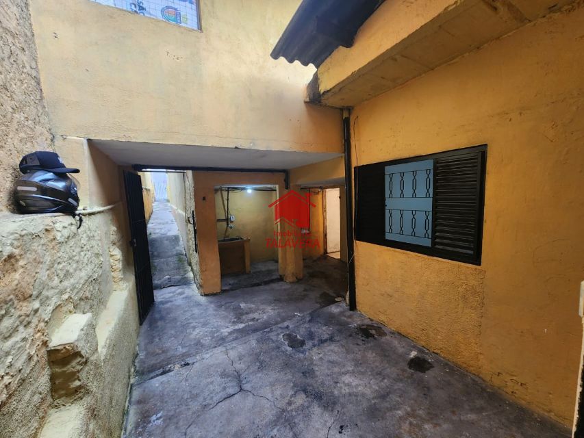 8d547a34-71f5-4976-8133-a89d4e501248-TALAVERA CASA Olimpico 19562 Casa  de 40m² com 01 dormitório, 01 sala,01 cozinha ,01 banheiro, 01 área de serviço, Sem vaga de garagem .

Imóvel fica bem localizado .

Vamos visitar?
