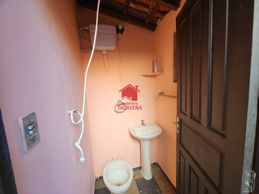 8ea4c8b3-853f-4603-9511-8614398a6d92-TALAVERA CASA Olimpico 19362 Casa  de 85m² com 02 dormitórios, 01 sala, 01 cozinha ,01 banheiro social, 01 área de serviço, 01 quintal pequeno com  churrasqueira 01 lavabo, 01 vaga de garagem 

Imóvel fica bem localizado .

Vamos visitar?
