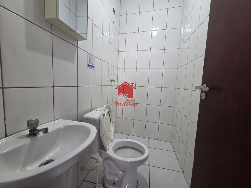 8f51de5b-909a-4efc-a429-3ca72845bafb-TALAVERA GALPAO Boa Vista 21119 Salão  Comercial!!

200 m², 01 Escritório pequeno, 01 Copa e 02 Banheiros. 



O imóvel encontra-se com fácil acesso a Todo Comércio da R. Boa Vista, poucos metros tem acesso a  Rua Visconde de Inhaúma e a Av. Presidente Kennedy. 

A região é ótima para você que busca praticidade, segurança e entretenimento, agende já uma visita!


Vamos visitar?
