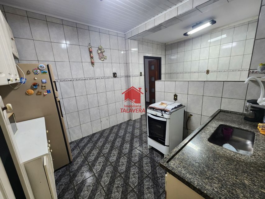 9236d2bb-3ec8-40c3-9353-e904727ad557-TALAVERA CASA Santa Paula 19943 Casa para venda com sala, 02 dormitórios, 02 banheiros, cozinha, área de serviço, quintal e 02 vagas.

141,36m terreno
184,00m construção

Vamos visitar?