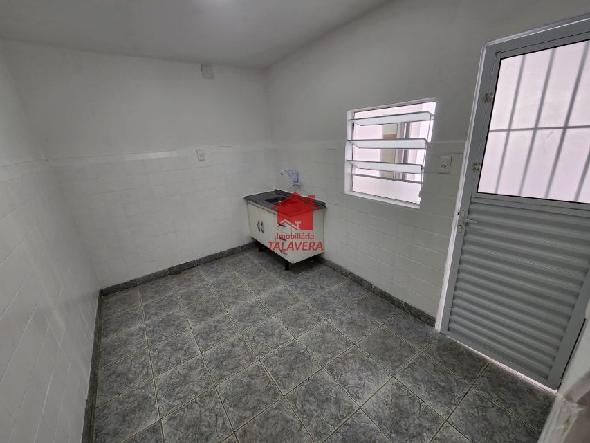 96092c1f-7ecd-4bab-802f-8e0ccf1f2be4-TALAVERA CASA Nova Gerty 19961 Casa de 40m² com 01 dormitório, 01 sala, 01 cozinha ,01 banheiro, 01 área de serviço.

Sem vaga de garagem 

Imóvel fica bem localizado .

Vamos visitar?
