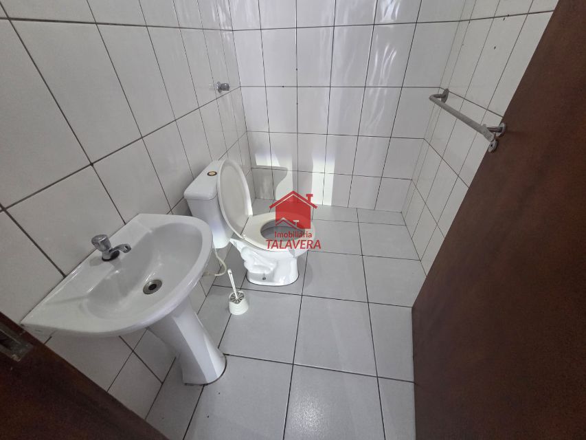 982d711f-6eab-419b-8932-ffff7e9d6330-TALAVERA GALPAO Boa Vista 21120 Salão  Comercial!!

200 m², 01 Escritório pequeno, 01 Copa e 02 Banheiros. 



O imóvel encontra-se com fácil acesso a Todo Comércio da R. Boa Vista, poucos metros tem acesso a  Rua Visconde de Inhaúma e a Av. Presidente Kennedy. 

A região é ótima para você que busca praticidade, segurança e entretenimento, agende já uma visita!


Vamos visitar?
