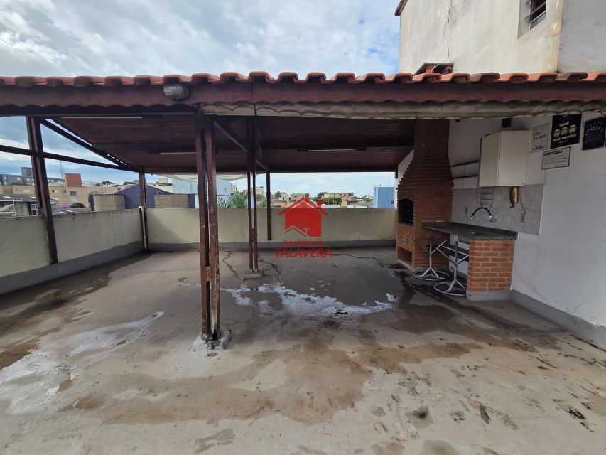 98e089e6-f693-4e06-a12b-4a5ced0534e8-TALAVERA COBERTURA Osvaldo Cruz 20998 Cobertura para venda B. Oswaldo Cruz - São Caetano do Sul - SP.

180m com 03 dormitórios (01 suíte) - sala 02 ambientes - 01 cozinha planejada - 01 banheiro social - 01 área de serviço - espaço gourmet amplo - 02 vagas. Prédio com elevador. Sem lazer.

720.000,00 venda
600,00 condomínio
120,11 IPTU